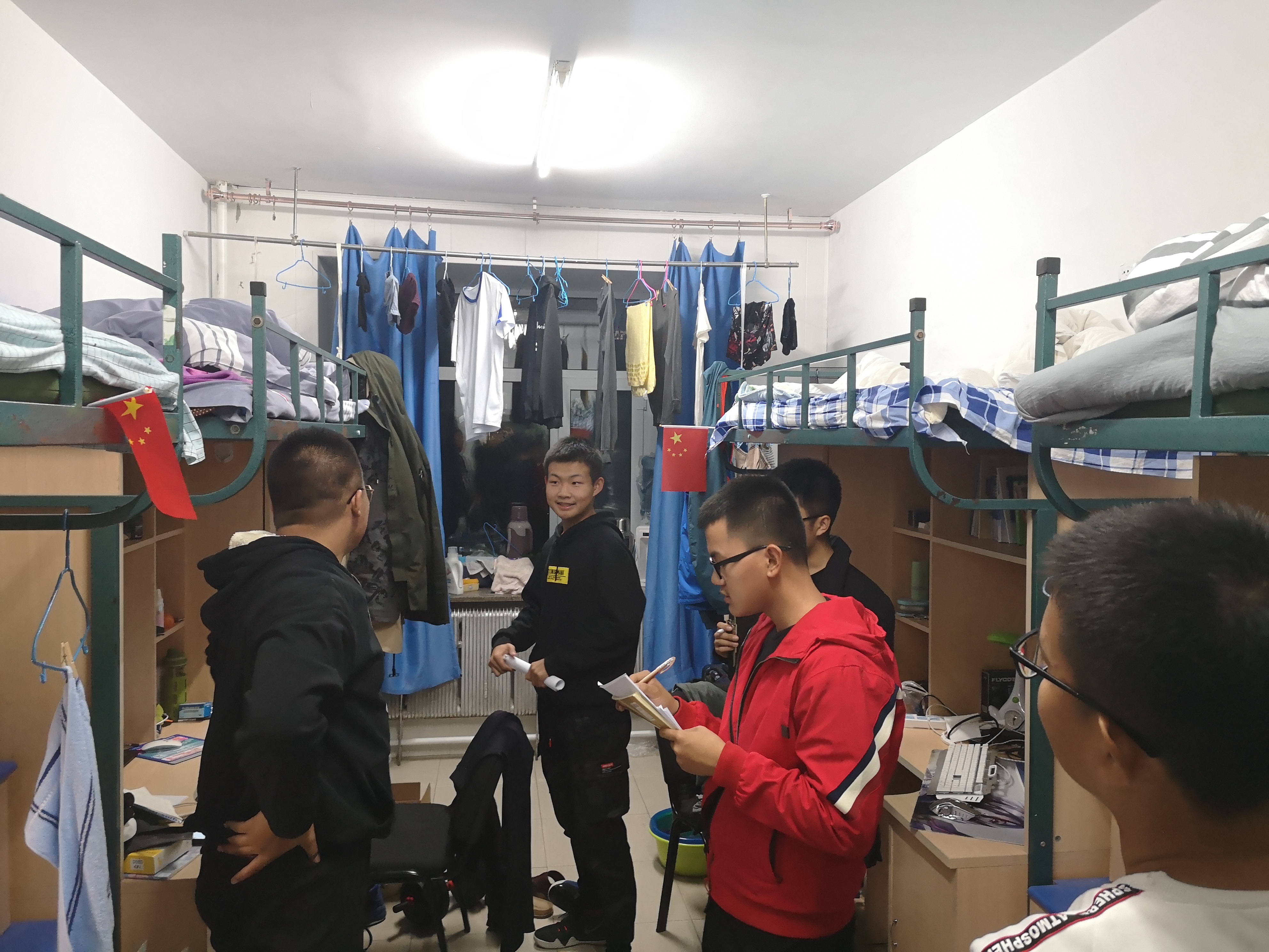 机械学院2019级学生查寝工作顺利进行